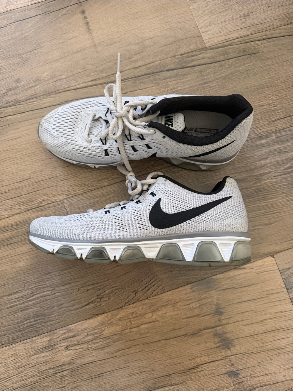 Nike White and Black Air-Cushioned Running Sneakers